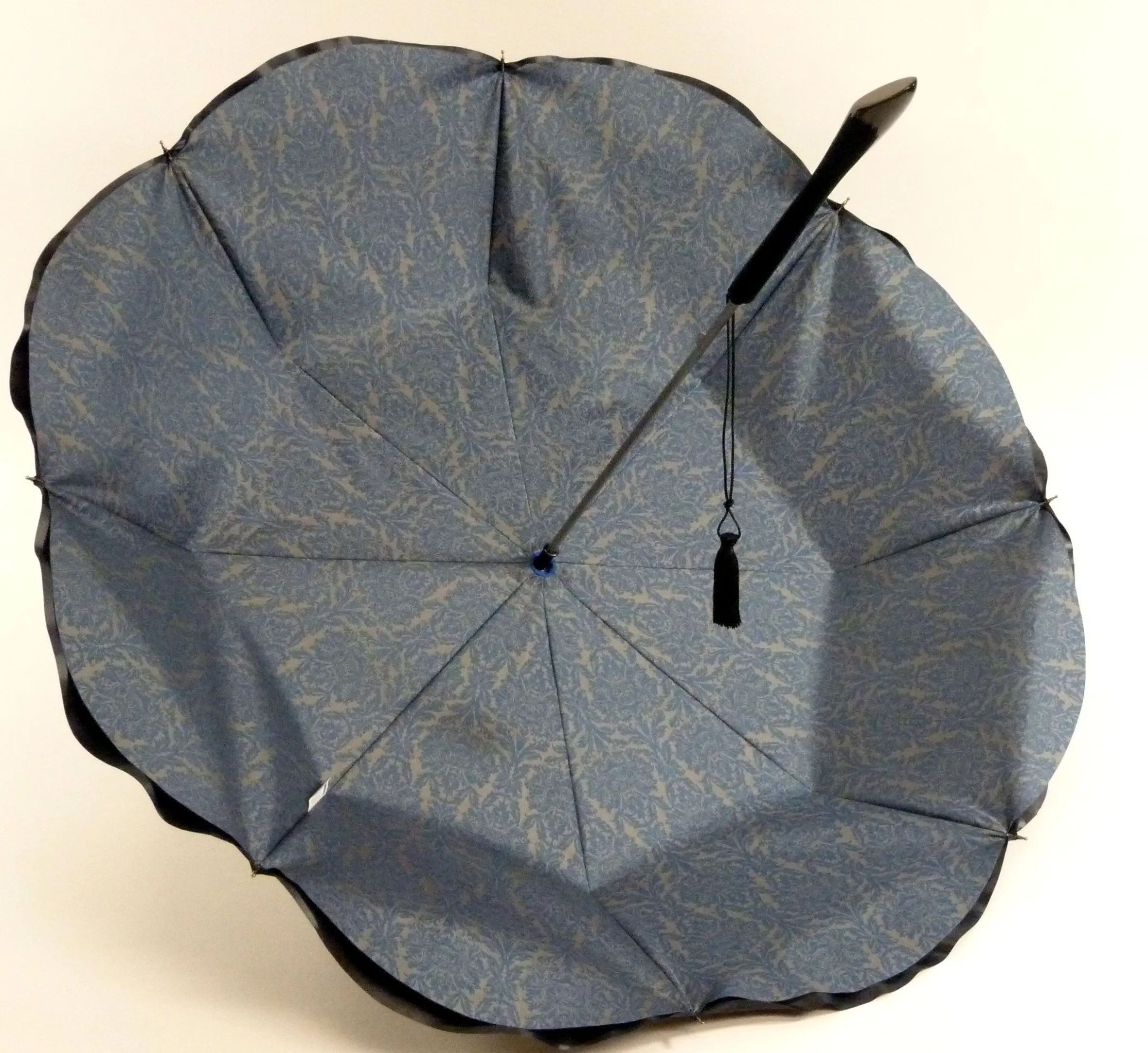 Guy De Jean "Volute" Marine